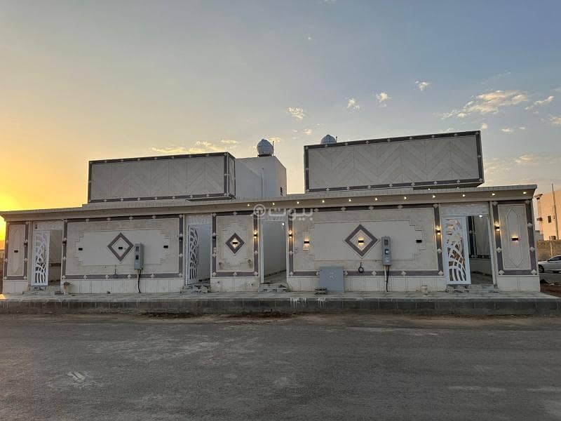 5 غرف نوم أرض سكنية للبيع في وادي البطان