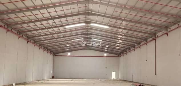 Warehouse for Rent in East Riyadh, Riyadh - Warehouse For Rent in Al Sulay, Riyadh