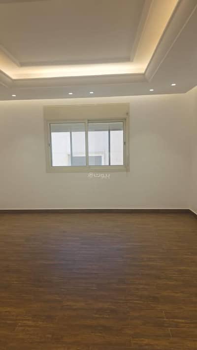 11 Bedroom Villa for Rent in North Riyadh, Riyadh - Luxurious villa for rent in Al Mohammedia neighborhood