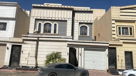 فیلا 7 غرف نوم للبيع في شرق الرياض، الرياض - فيلا للبيع في شارع أبي أحمد القيسي, حي الرمال, مدينة الرياض, منطقة الرياض