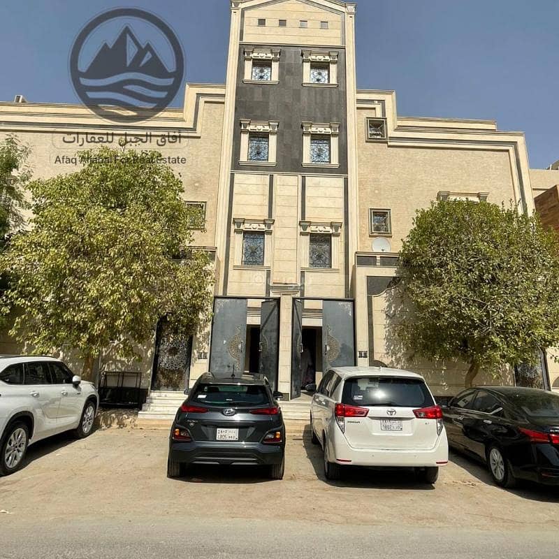للإيجار | دور بمساحة واسعة + سطح – حي النرجس الجنوبي