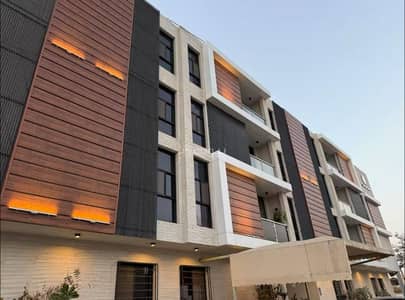 3 Bedroom Flat for Sale in East Riyadh, Riyadh - Furnished apartment for sale in Al Rawdah neighborhood
