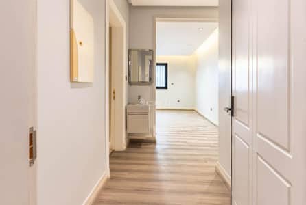 3 Bedroom Flat for Sale in North Riyadh, Riyadh - Modern apartment in Al-Majdiyah 62, Al-Mulqa neighborhood (second floor) with a street view for sale.