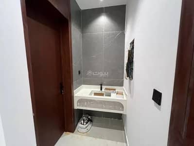 5 Bedroom Floor for Sale in West Riyadh, Riyadh - Property for Sale