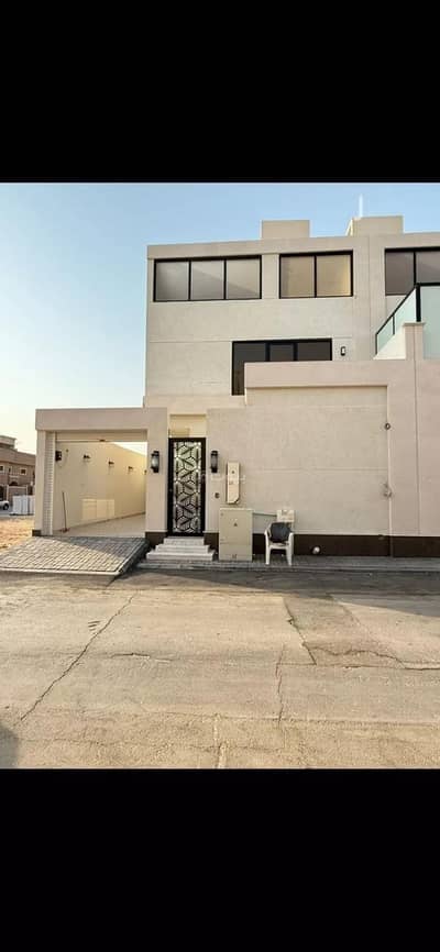 5 Bedroom Villa for Sale in West Riyadh, Riyadh - Villa For Sale in Al Suwaidi, Riyadh