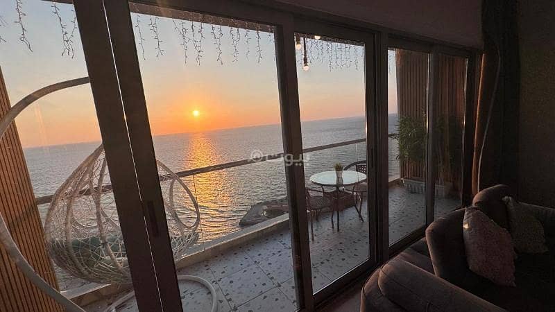For sale, an apartment overlooking the sea in Corniche, Jeddah.