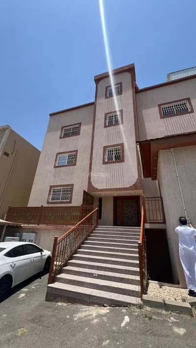 4 Bedroom Floor for Sale in Sharqia, Abha - Floor For Sale in Sharqia, Abha