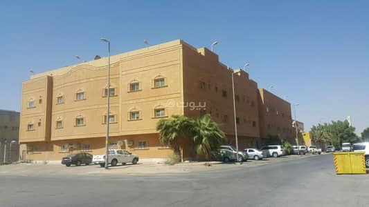 3 Bedroom Flat for Rent in Central Riyadh, Riyadh - 3-bedroom apartment with a living room near King Abdullah Park in Al-Malaz.