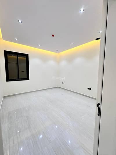 5 Bedroom Residential Building for Sale in East Riyadh, Riyadh - 5 Bedroom Mixed-Use Building For Sale in Al Saadah, Riyadh