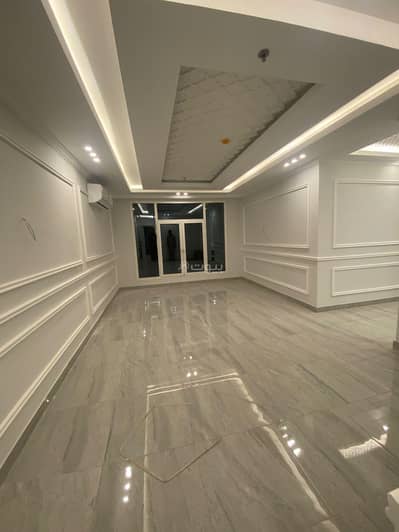 4 Bedroom Apartment for Rent in Al Hamra, Al Khobar - A 3-bedroom apartment with two entrances for rent in Al Hamra, Al Khobar