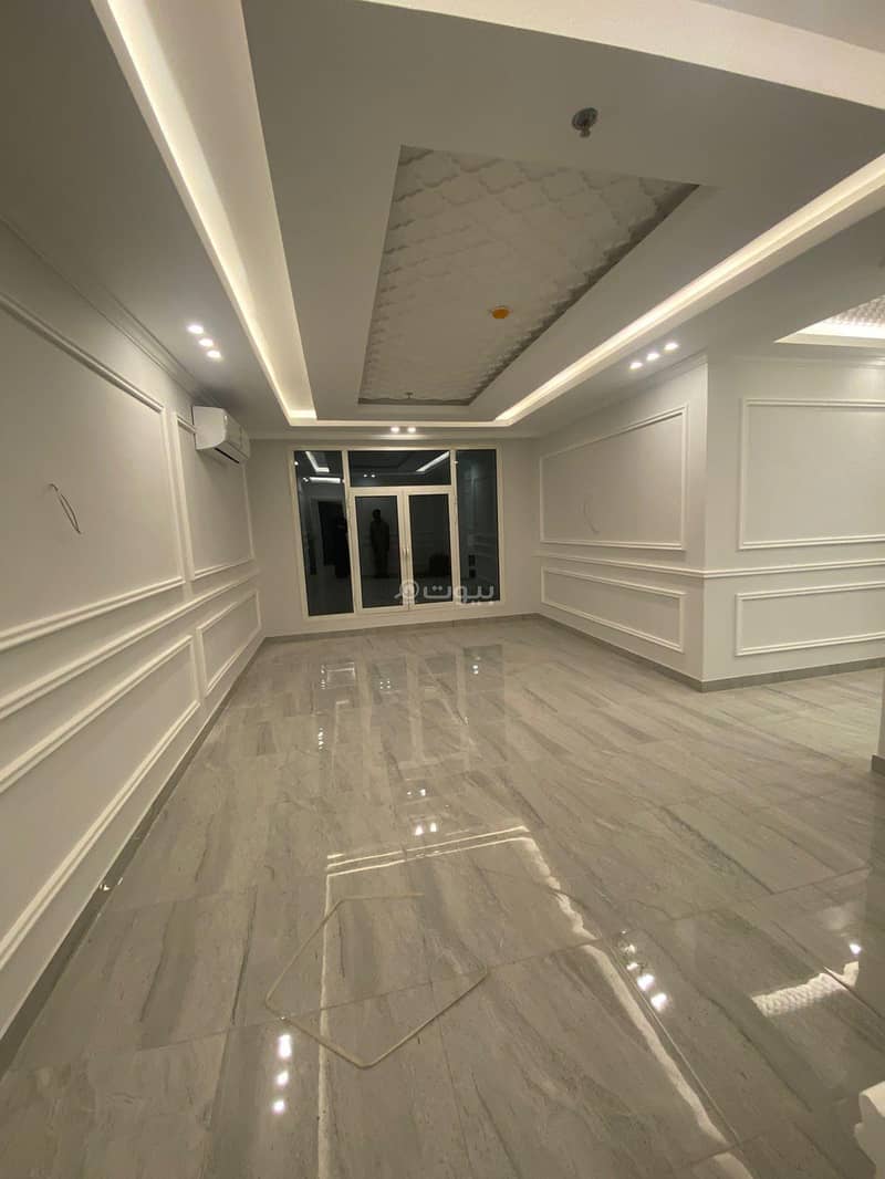 A 3-bedroom apartment with two entrances for rent in Al Hamra, Al Khobar