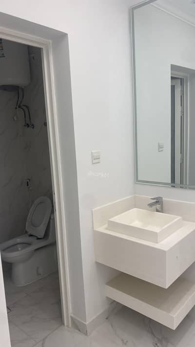 3 Bedroom Flat for Rent in Al Hamra, Al Khobar - A 3-bedroom apartment in Al Hamra