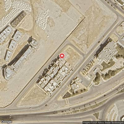 Residential Land for Sale in Al Buhairah, Al Khobar - For sale, a land in Al-Bahreya Al-Aziziyah neighborhood, corner lot.