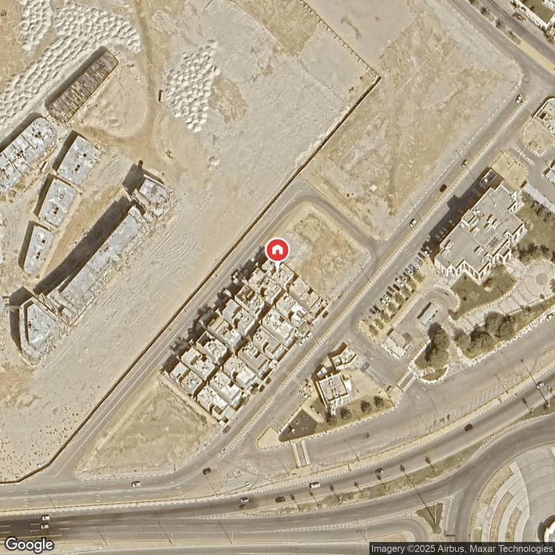 For sale, a land in Al-Bahreya Al-Aziziyah neighborhood, corner lot.
