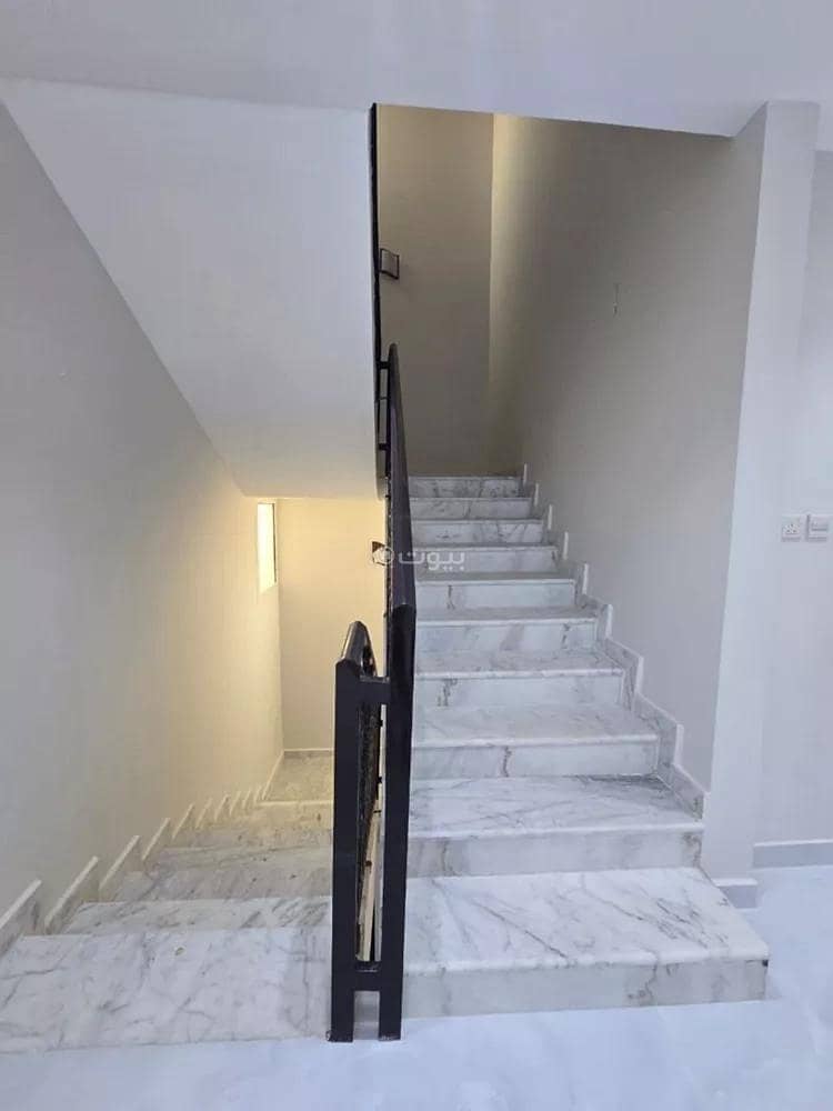 Villa For Sale in Dhahrat Laban, Riyadh