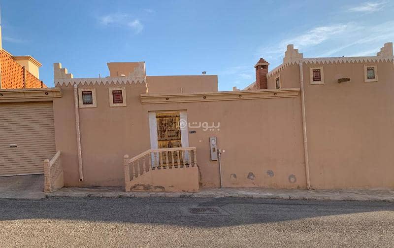 For sale, a yard in the Al-Rabwa neighborhood in Unayzah.