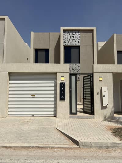 بيت شعبي 3 غرف نوم للايجار في شمال الرياض، الرياض - ڤيلا #560