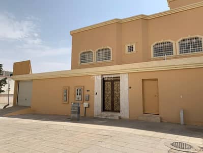 فیلا 5 غرف نوم للبيع في شرق الرياض، الرياض - فيلا للبيع في الجزيرة