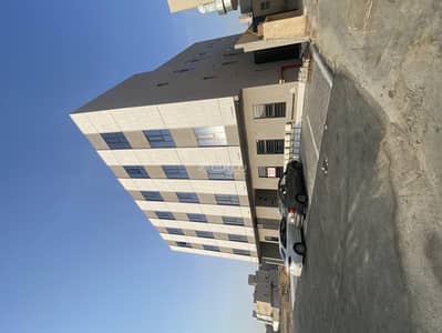 Residential Building for Sale in North Riyadh, Riyadh - Residential building for sale in Al-Arid, Riyadh