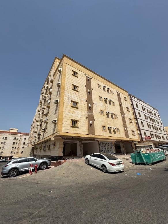 شقة اربع غرف وصالة جلوس للإيجار في مشروع الامير فواز، جدة