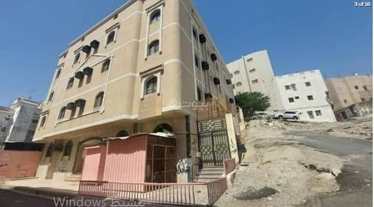 Residential Building for Sale in Al Bibyan, Makkah - For sale, a residential building with 9 apartments, 5 floors, close to the Masjid al-Haram in the city of Mecca.