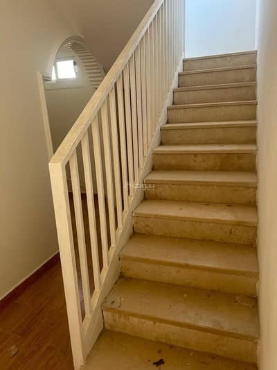 4 Bedroom Floor for Rent in East Riyadh, Riyadh - House for rent