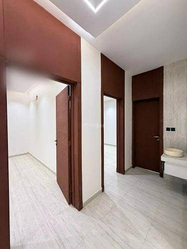 5 Bedroom Floor for Sale in West Riyadh, Riyadh -  Single-Floor Home for Sale on Thabit Al-Kufi Street – Tuwaiq District, Riyadh