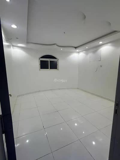 6 Bedroom Floor for Rent in South Riyadh, Riyadh - Floor For Rent in Okaz, Riyadh