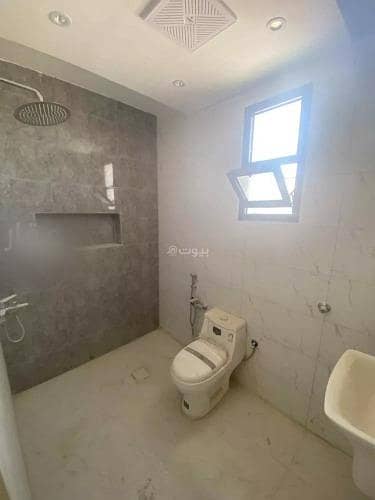 دور 6 غرف نوم للبيع في جنوب الرياض، الرياض - دور للبيع في شارع الزبيريه, حي عكاظ, مدينة الرياض, منطقة الرياض