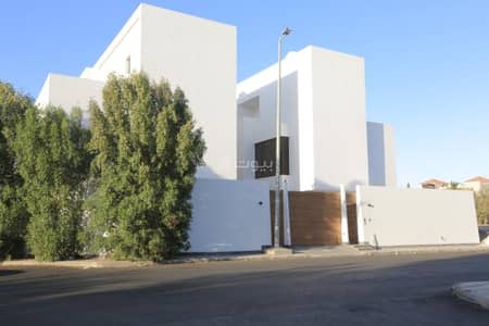 6 Bedroom Villa for Rent in North Jeddah, Jeddah - Villa for rent in Al-Rawdah neighborhood in a residential complex behind Jarir Bookstore