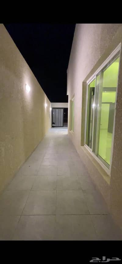 فیلا 3 غرف نوم للبيع في شرق الرياض، الرياض - فيلا للبيع