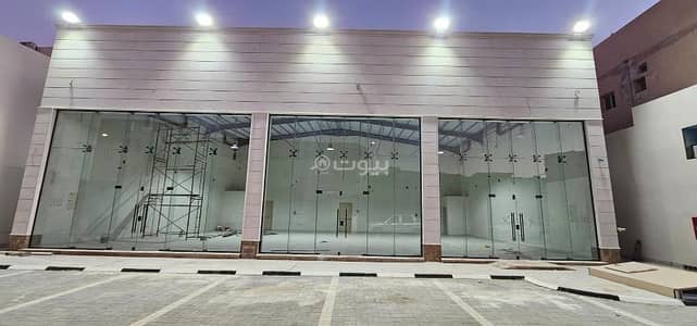 معرض  للايجار في وسط المدينة، عنيزة - للايجار صالة تجارية مميزة