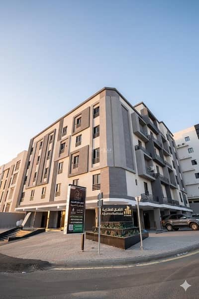 5 Bedroom Apartment for Sale in Governmental1, Jeddah - Luxury apartment with 5 rooms at an attractive price