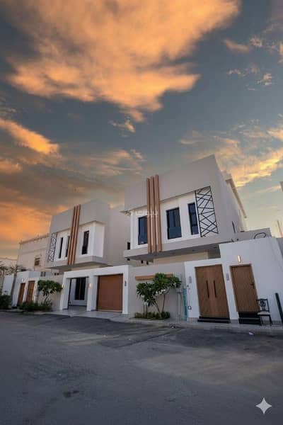 6 Bedroom Villa for Sale in North Jeddah, Jeddah - Villa with 6 bedrooms for sale in North Obhur, Jeddah