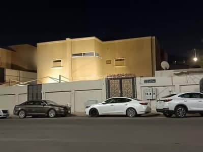فیلا 7 غرف نوم للبيع في الجامعة، المدينة المنورة - فيلا للبيع في شارع قتادة ابن ملحان, حي الجامعة, مدينة المدينه المنوره, منطقة المدينة المنورة