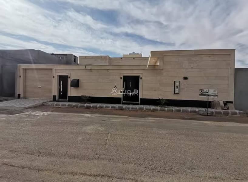 Floor For Sale in Qaryat Al Nyssa, Hail