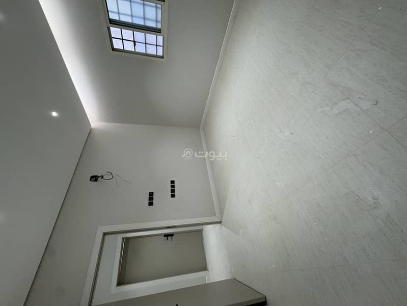 للايجار شقة مجددة بالكامل في الإشبيلية، الرياض