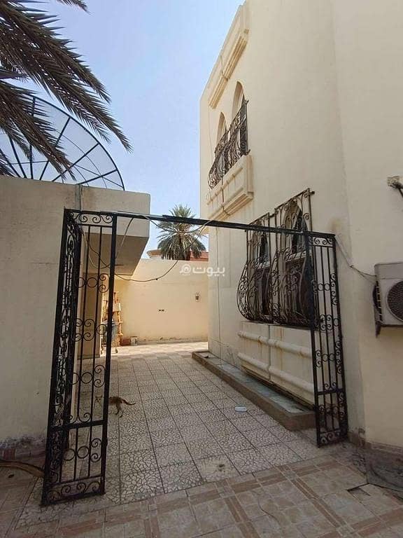 Villa For Sale in Al Khalidiyah, North Jeddah