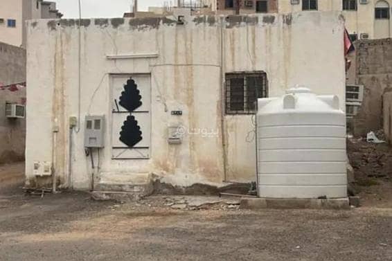 دور للبيع في شارع جدامة بنت جندل القرشية, حي الشريبات, مدينة المدينه المنوره, منطقة المدينة المنورة