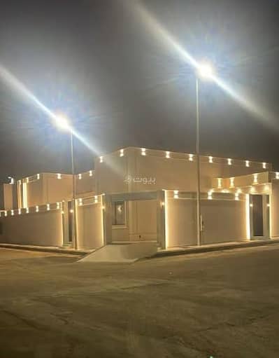4 Bedroom Floor for Sale in East of Al Swefilah, Hail - Floor For Sale in East of Al Swefilah, Hail