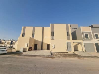 دور 3 غرف نوم للبيع في جنوب الرياض، الرياض - دور ارضي في حي بدر السعيدان