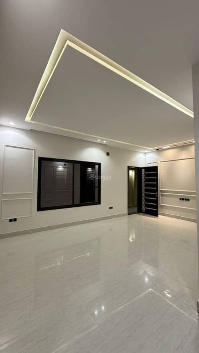 3 Bedroom Floor for Sale in East Riyadh, Riyadh - For Sale — First Floor in Al Janadriyah District, Riyadh with Full Guarantees
