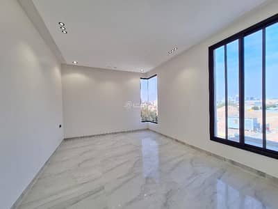 5 Bedroom Villa for Sale in East Riyadh, Riyadh - Villa for sale in Riyadh, Al-Munasiya neighborhood