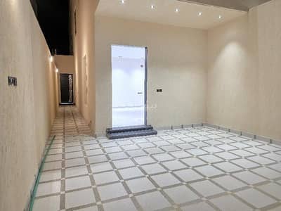 4 Bedroom Floor for Sale in East Riyadh, Riyadh - Ground floor for sale in Riyadh