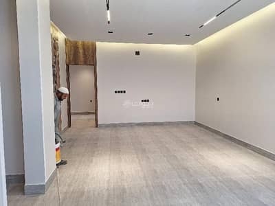 دور 3 غرف نوم للبيع في شرق الرياض، الرياض - دور اول للبيع الرياض حي اليرموك.