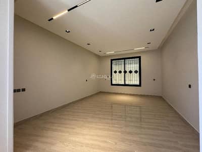 5 Bedroom Villa for Sale in East Riyadh, Riyadh - Luxury villa for those seeking residential excellence