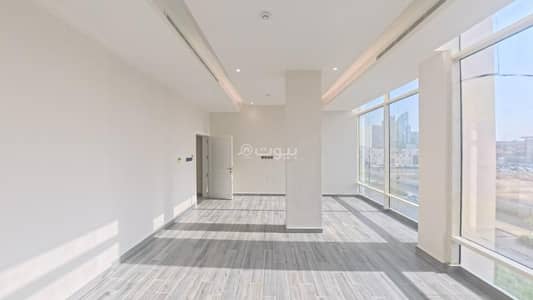2 Bedroom Apartment for Rent in North Riyadh, Riyadh - Spacious Unfurnished Apartment with city view in Al Olaya