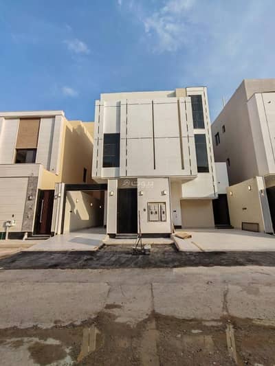 4 Bedroom Floor for Sale in East Riyadh, Riyadh - Modern ground floor with a private entrance