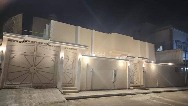 فيلا للبيع في العزيزية، جدة