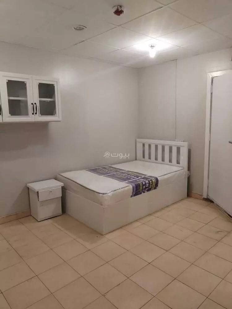 Room for rent on Southern Ring Service Road, Al-Masani District, Riyadh City, Riyadh Region